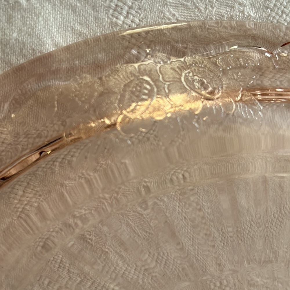 Vintage Pink Depression Glass Oval Platter with Handles by Anchor Hocking. - Picture 8 of 10